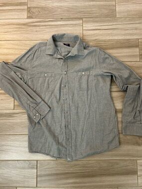 UNTUCKit Men's Light Gray Long-Sleeve Button-Down Shirt